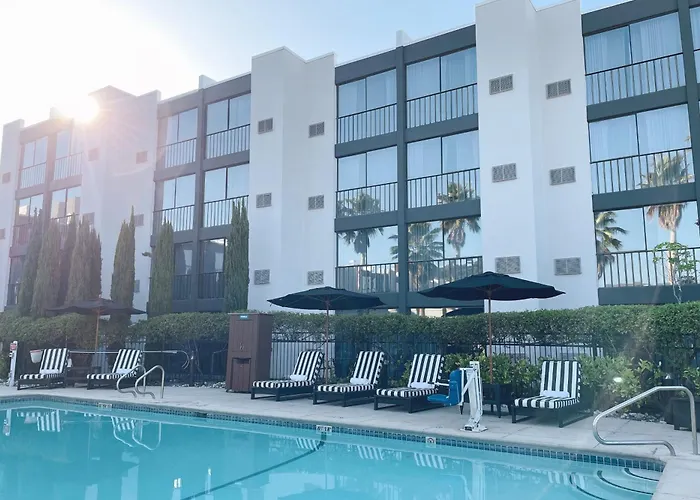 Marin Hilltop Hotel